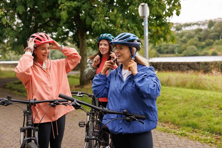 Explore Belfast Effortlessly: U:Move E-Bike Adventures