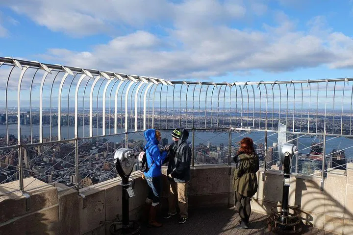 NYC Icons: Empire State Ascent & Manhattan's Historic Walk