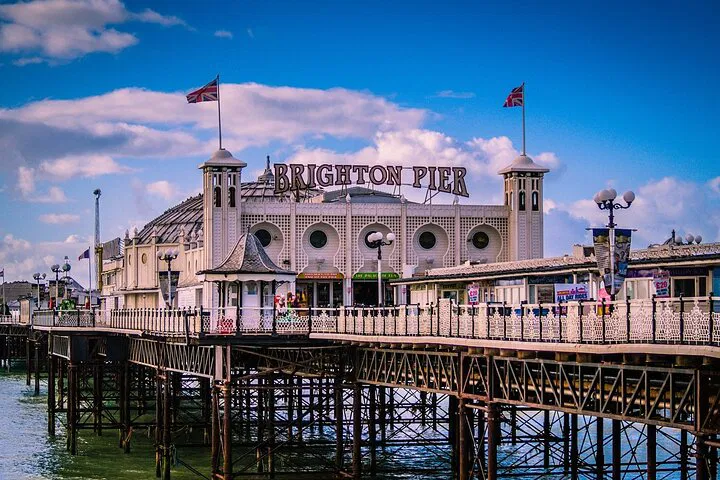 London to Brighton Private Transfer with Local Driver