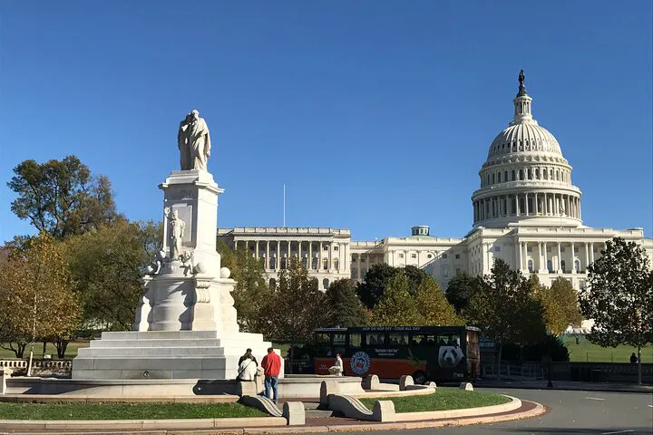 Explore DC Your Way: Private Guided Bike Adventure