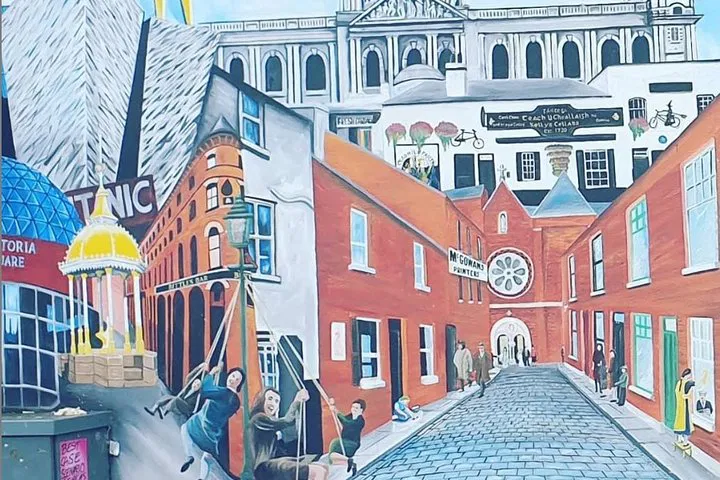 Discover Belfast: A Tailored Historical City Tour