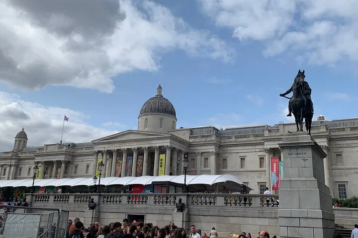 Covent Garden Scavenger Hunt: Explore London's Hidden Gems