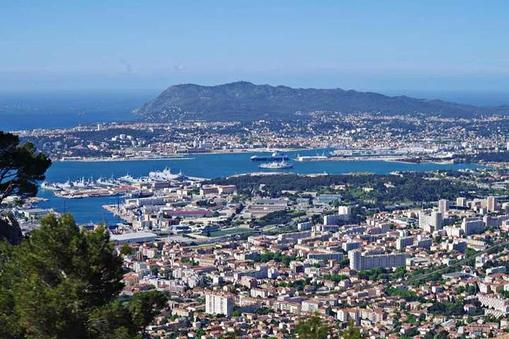 Toulon & Bandol Wine Region: A Taste of Provence's Hidden Gems