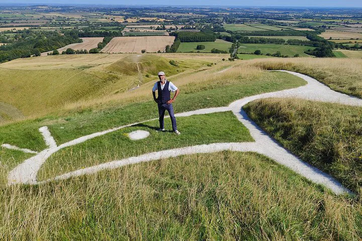 Uncover Ancient Mysteries: Private Wiltshire Driving Tour