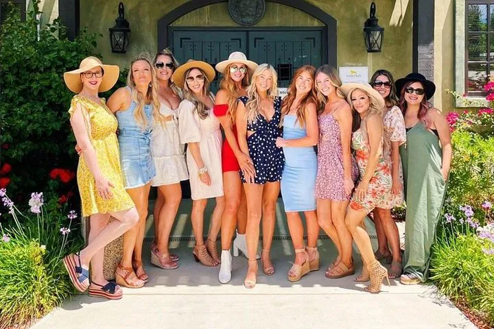 Temecula Valley Wine Tour: Sip, Savor & Scenic Delights!