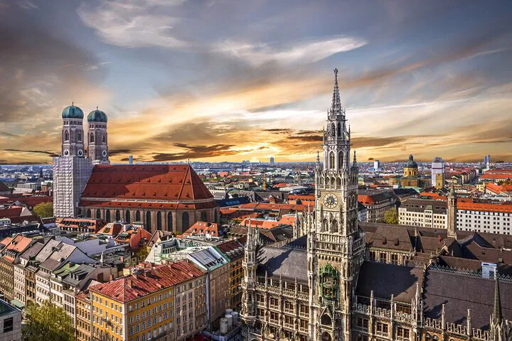 Berlin to Munich: A Luxurious Sightseeing Road Trip