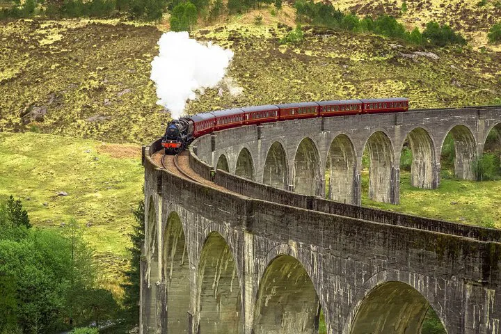 West Highlands & Jacobite Train: A Magical Scotland Tour