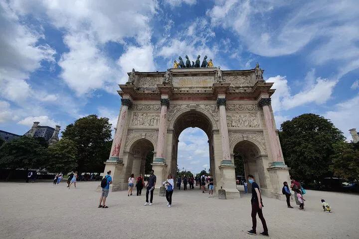 Discover Paris in 4 Hours: An Expert-Guided Hotel Pickup Tour