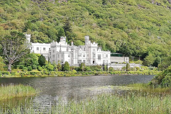 Unveiling Connemara's Wild Beauty: A Personalized Irish Escape