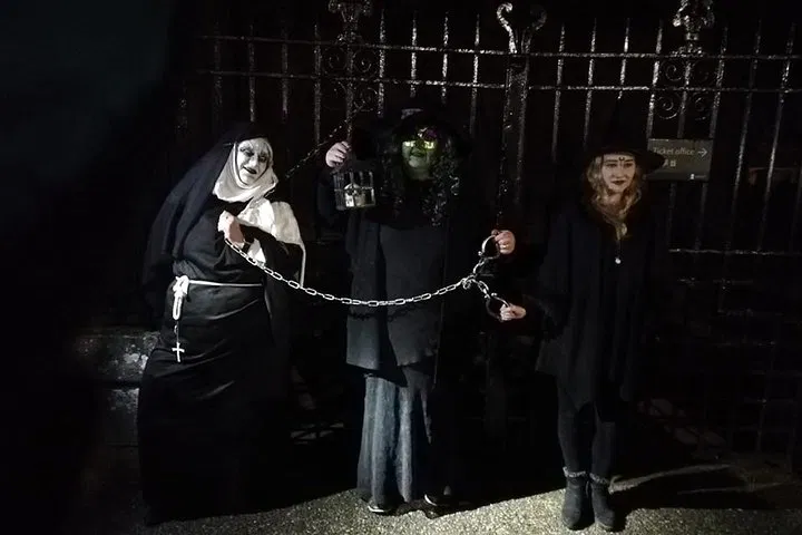 Elgin's Witches Tour: Unmask History & Trials