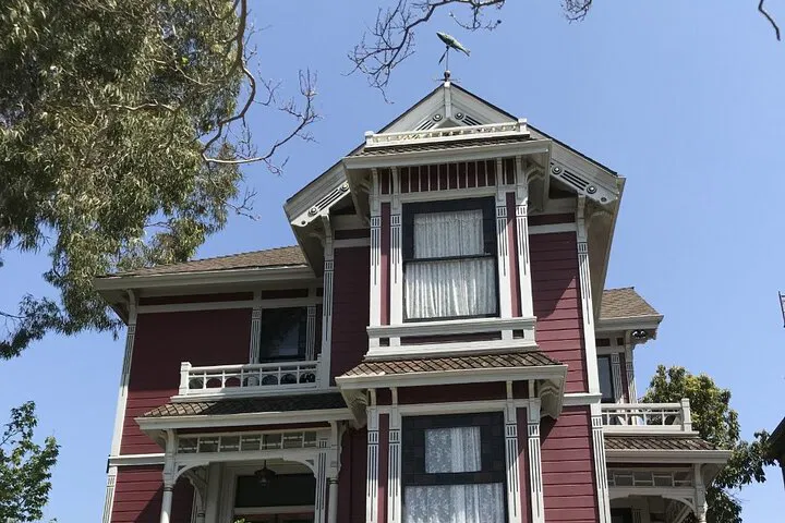 Uncover LA's Hidden Gems: A Private Historic Districts Tour