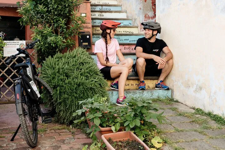 Glide Through Montecatini's Wonders: An E-Bike Adventure