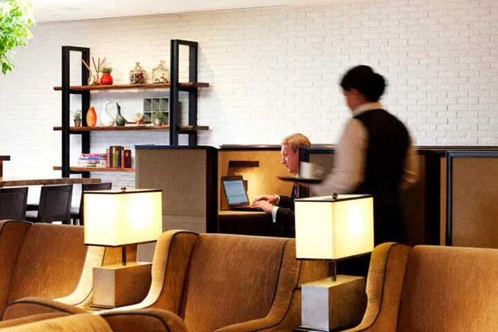 LHR Airport Lounge: Relax at Heathrow's Plaza Premium