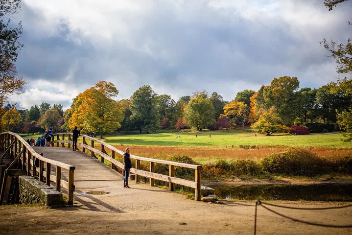 Relive History: Private Lexington & Concord Revolutionary Tour from Boston