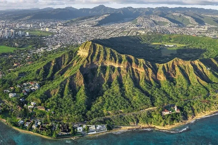 Honolulu's Premier Private City Tour: 10 Hours of Island Bliss