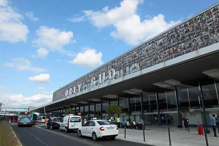 Seamless Paris Arrival: Private Orly Airport Transfer to Your Door