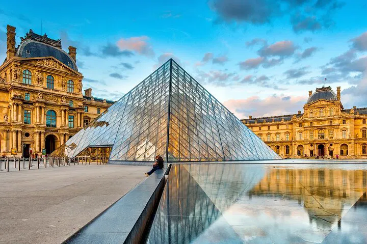 Paris Walking Tour: See All the Main Sites in Half a Day!