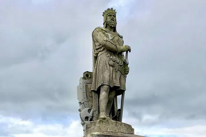 Uncover Scotland's Legends: A Private Driving Tour to Stirling & Bannockburn