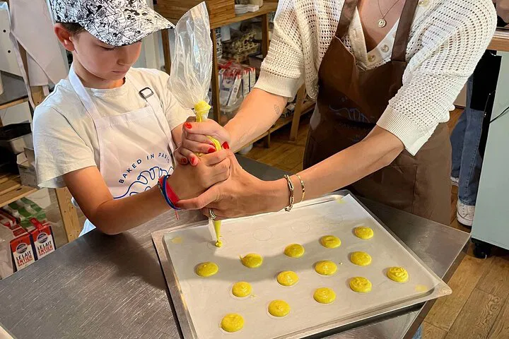 Paris Macaron Class: Family Fun & Delicious Treats!