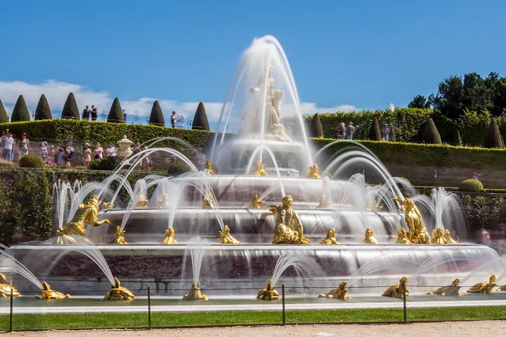Versailles Palace Tour from Paris: Skip-the-Line & Gardens