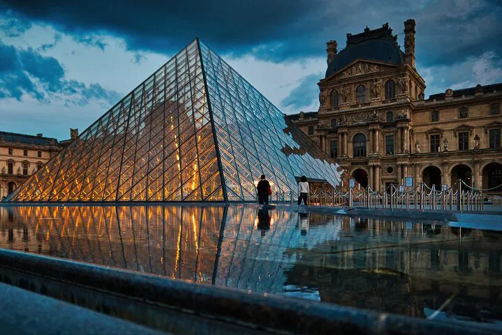 Unlock Paris: Skip-the-Line Museum Adventure Awaits!