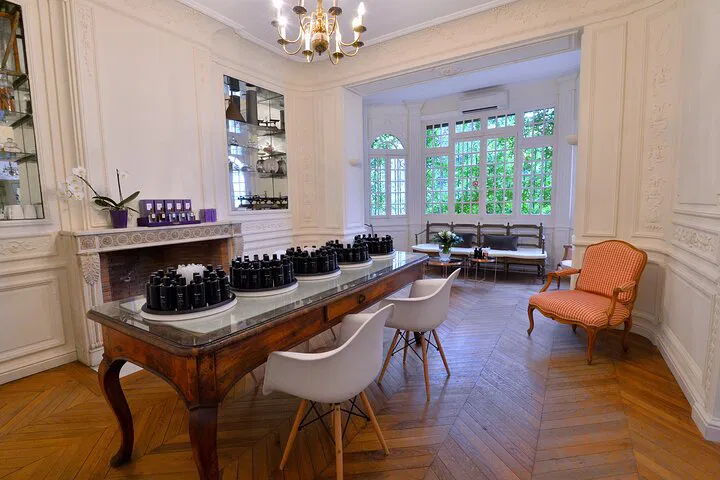Unleash Your Inner Perfumer: A Private Fragrance Workshop in Grasse
