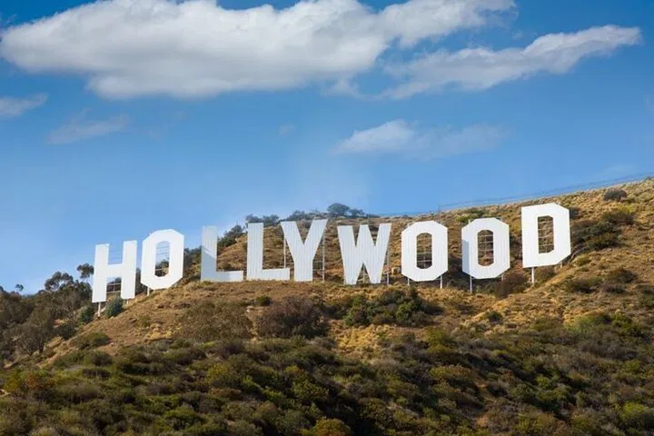 Hollywood's Spotlight: A Personalized Walking Tour of Los Angeles