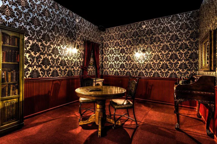 Salem: Vampire's Lair Escape Room - Private Group Fun!