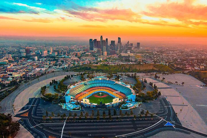 Soar Above LA: Ultimate Helicopter Tour Experience
