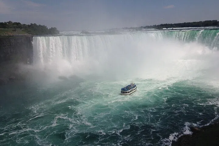 Niagara Falls from the Sky: A Whirlwind Adventure from NYC!