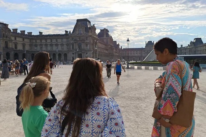 Unlocking Art for Kids: A Private Louvre Adventure in Paris