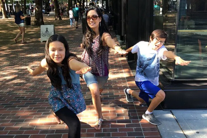 Pasadena's Crazy Dash: An App-Led Scavenger Hunt Adventure!