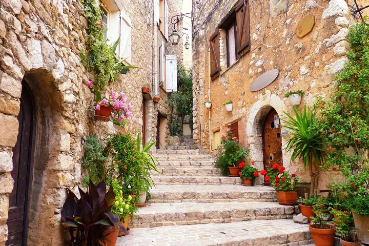 Enchanting Provence: A Medieval Village Escape from Nice