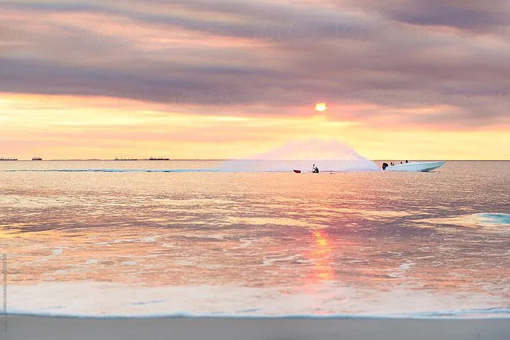 Phi Phi Sunrise Tour: Beat the Crowds to Paradise!