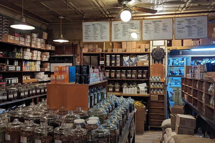 Manhattan's Hidden Gems: A Half-Day Urban Walking Adventure