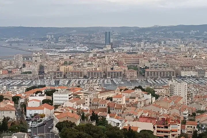 Aix-en-Provence Unveiled: Wine Tasting & City Secrets Private Tour