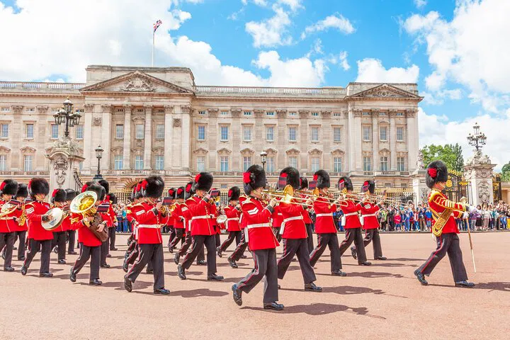 Royal London: Westminster & Changing of the Guard Tour