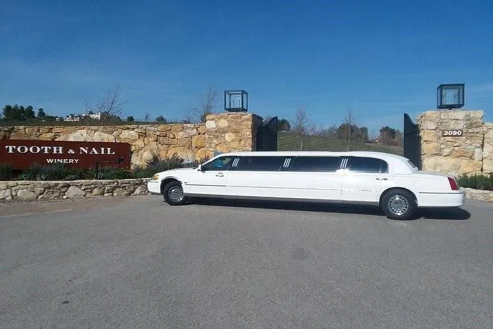 Eastside Paso Robles: A Luxurious Limousine Wine Adventure