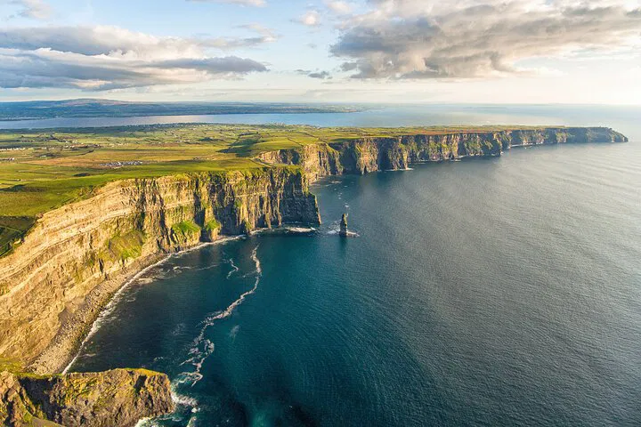 Luxury Cliffs of Moher Tour from Dublin