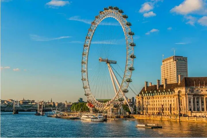 Stress-Free London to Dover Transfer: Private & Punctual!