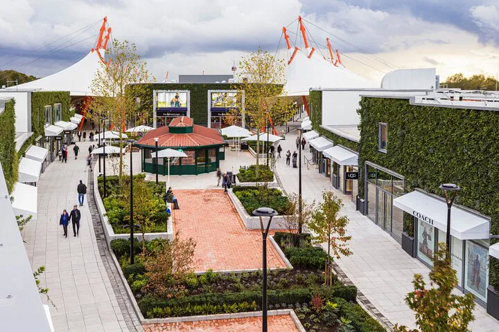 Luxury Shopping Spree: Private Tour to Designer Outlet Ashford from London