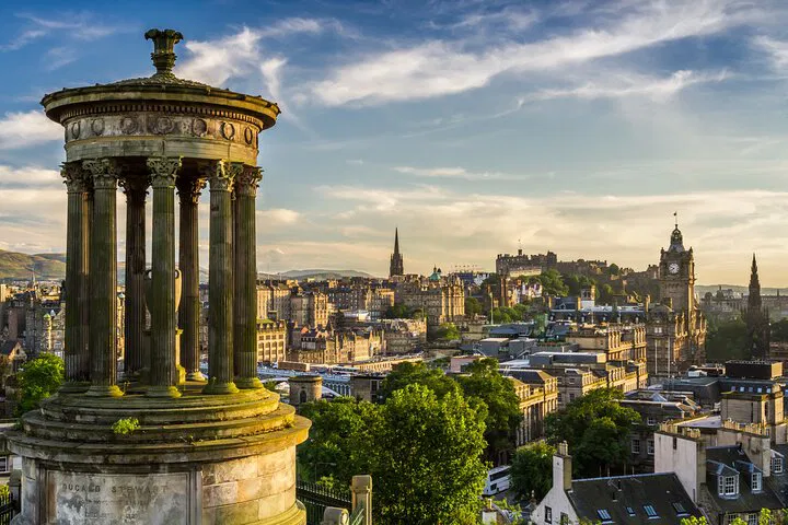 Edinburgh Through Time: Uncover the City's Secrets on a Self-Guided Journey