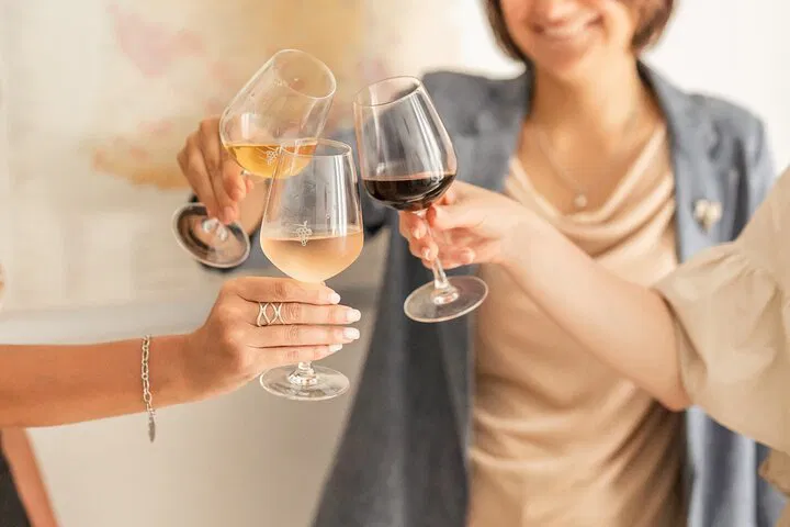 Uncork the Riviera: Wine Tasting Adventure in Nice!