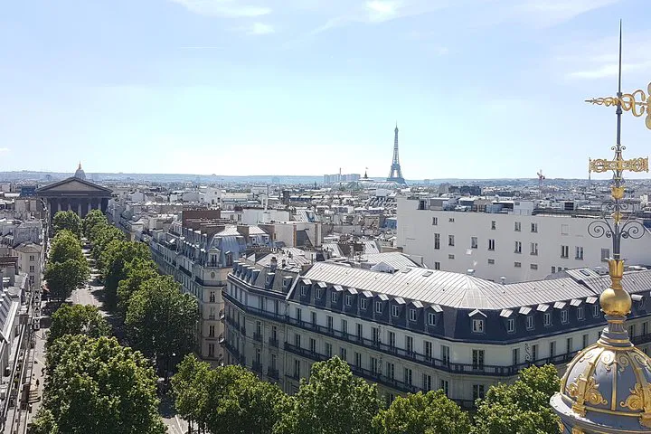 Unlock Parisian Secrets: A Personalized Walking Adventure
