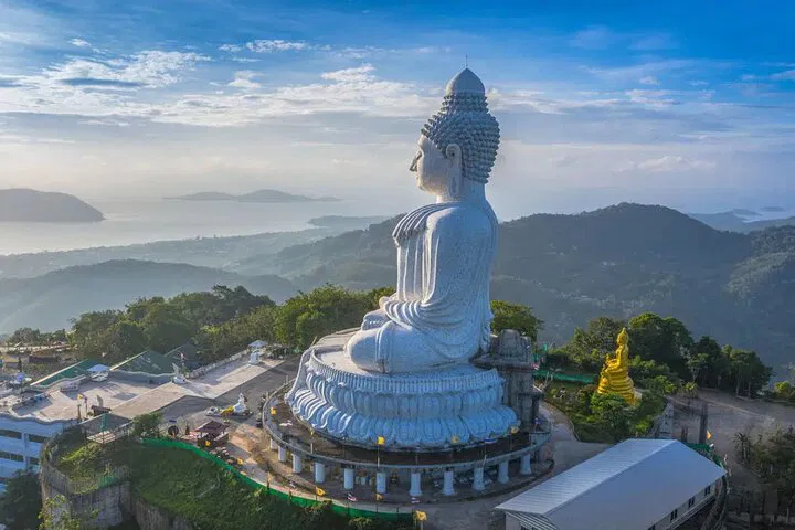 Explore Phuket's Charms: A Private City & Coastal Tour for Cruise Arrivals
