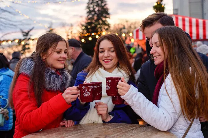Cork's Majestic Christmas Walking Tour: Festive Cheer & Historical Delights
