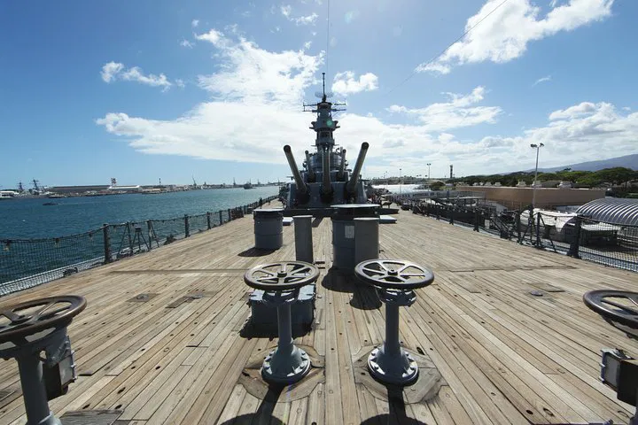 Pearl Harbor Tour: History Remembered from Ko Olina