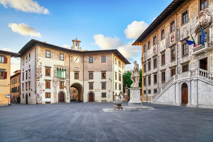 Uncover Pisa's Romantic Secrets: A Captivating Exploration Game!