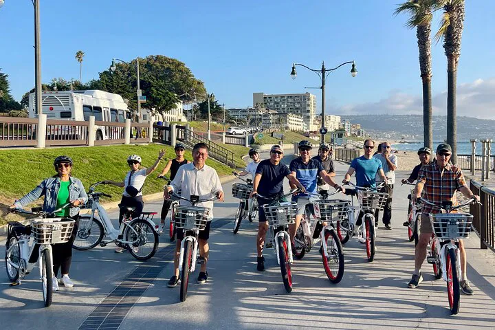 Coastal Cruising: Explore LA's Beaches on an E-Bike Adventure