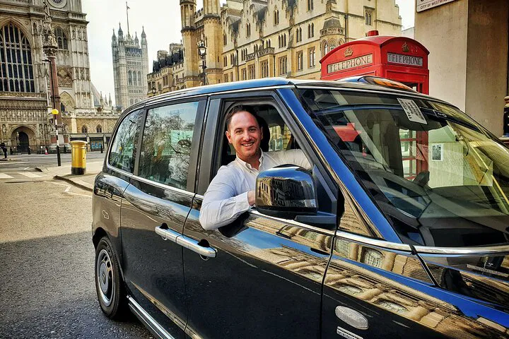 London Black Cab Tour: History in Electric Taxi!